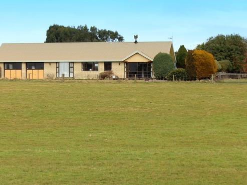 216 West Plains School Road, West Plains