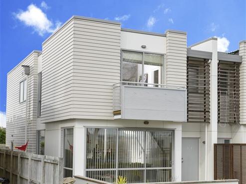 22 Willow Camp Road, Takanini