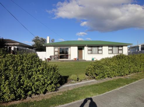 226 Lumsden Place, Akina