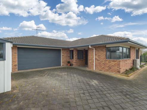 4 Dingwall Court, Rototuna