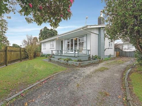 49 Graham Avenue, Te Atatu Peninsula