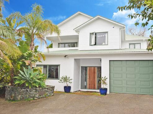 69 Kaurilands Road, Titirangi