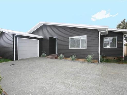 310B Ocean Road, Whangamata