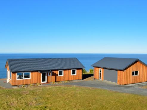 35 Tunnel Beach Road, Blackhead