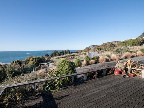 2 Pilcher Avenue, Bluff
