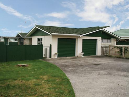 16B Bronte Place, Whalers Gate
