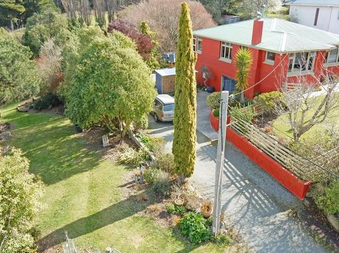 70 Maudes Road, Deborah