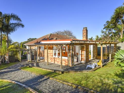 30 Hanlon Crescent, Narrow Neck
