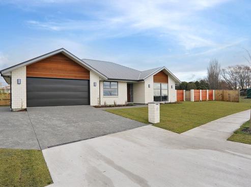 63 Beachvale Drive, Woodend Beach