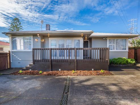 3 Martin Place, Kelston