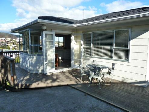 118 Grafton Road, Thames