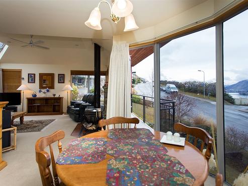 84 Panorama Terrace, Queenstown Central