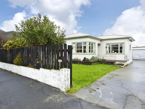 18 Meadows Avenue, Waiwhetu