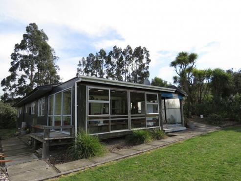 27 Abercromby Street, Porangahau