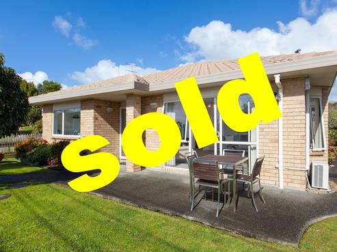 44 County Road, Torbay