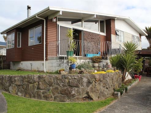 2 Hawea Place, Tikipunga