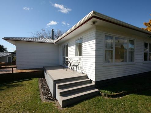 2 Fairley Road, Lynmore