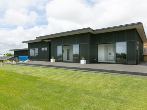 156 Barrett Road, Whalers Gate
