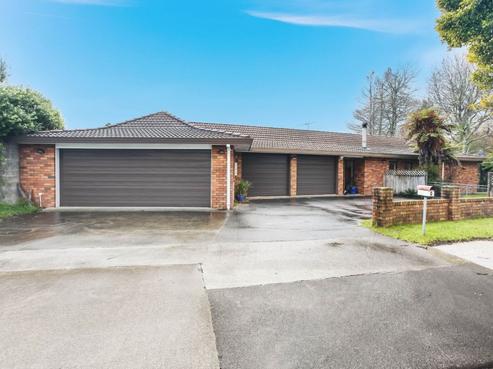 6 Adams Drive, Pukekohe
