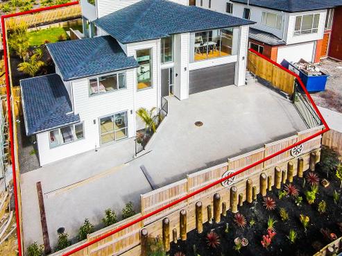 29 Golden Morning Drive, Albany Heights