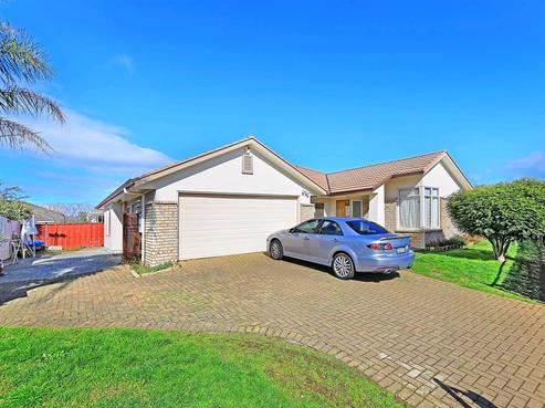 6 Magic Way, Randwick Park