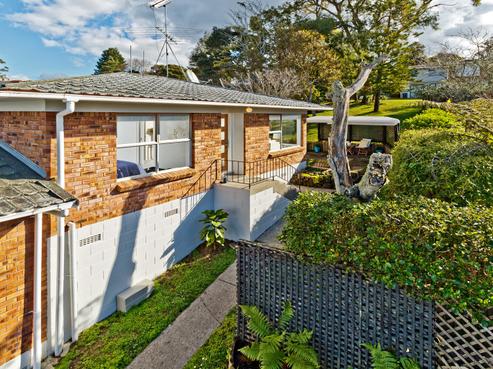 54B Ayton Drive, Totara Vale