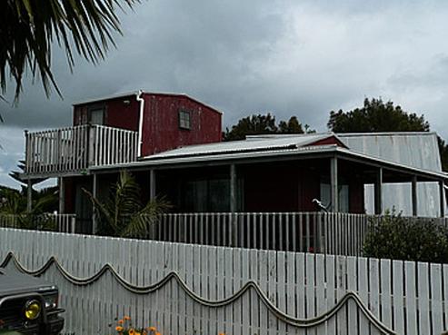 2 Woody Bay Road, Rakino Island