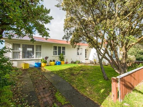 2 Tainui Street, Castlecliff