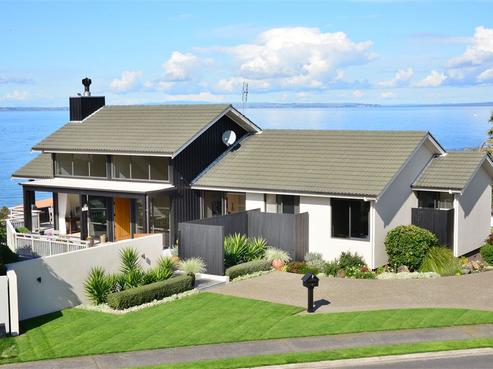 6 Belle-mer Place, Gulf Harbour