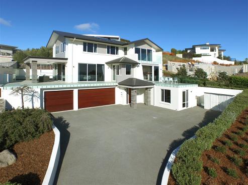 3 Swanton Drive, Huntsbury