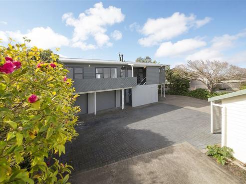 353 Beach Road, Campbells Bay