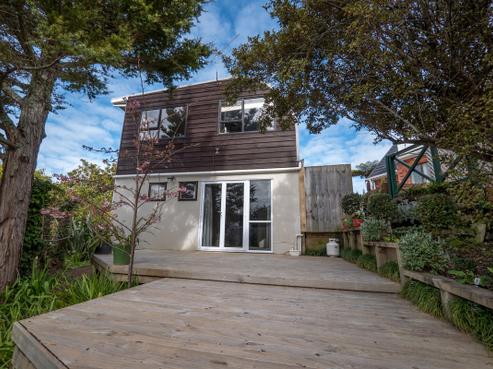 100A Kowhai Road, Campbells Bay