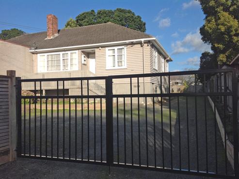 1A Grande Vue Road, Hillpark