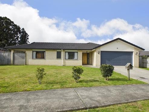 93 Pebble Beach Boulevard, Kamo