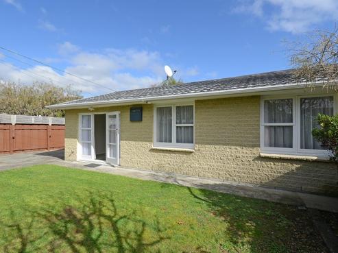 1/39A Heretaunga Square, Silverstream