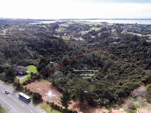 991 East Coast Road, Redvale