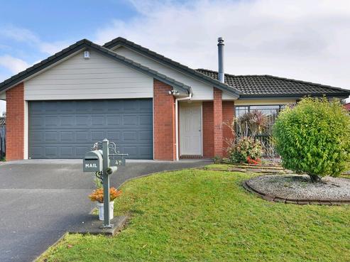 80 Magic Way, Randwick Park