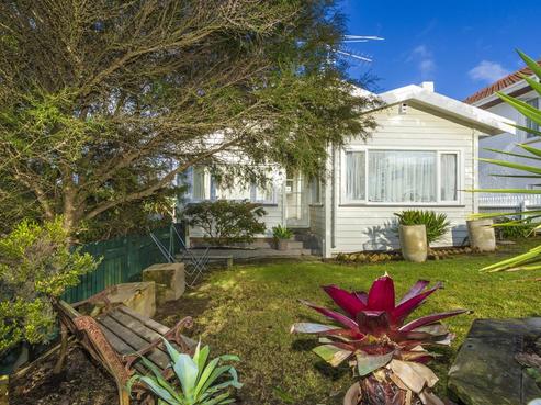7 Evan Street, Belmont