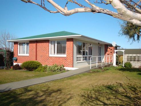 2 Hill View Crescent, Highfield