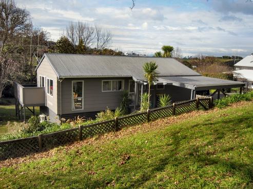 316 Marshall Crescent, Thames