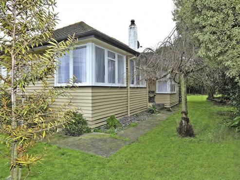 416 Montgomery Street, Raureka