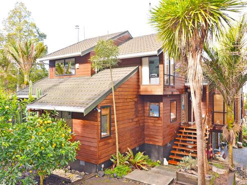 22 Kauri Point Road, Laingholm