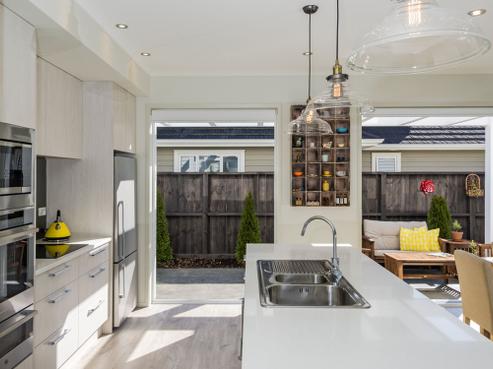 8 Turua Rise, Karaka