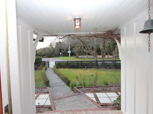 43 Bond Street, Marton