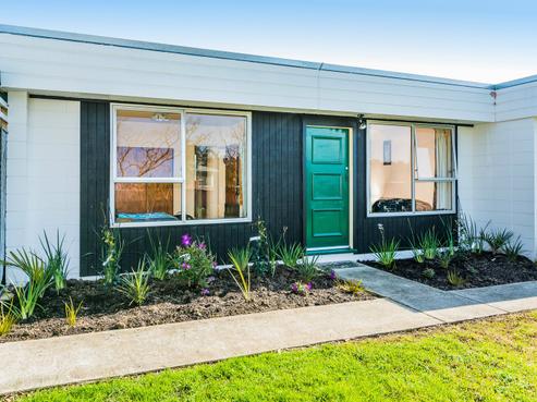 2/1 Cockayne Crescent, Sunnynook