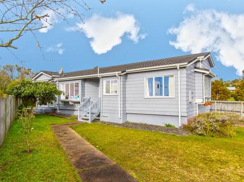 3 Tetrarch Place, Totara Vale