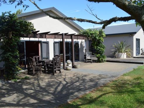 42 Udy Street, Greytown