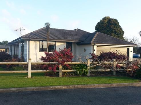 8 Mylindas Road, Whakatiwai