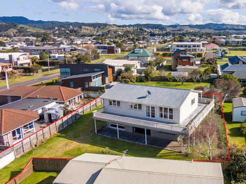 1003A Port Road, Whangamata