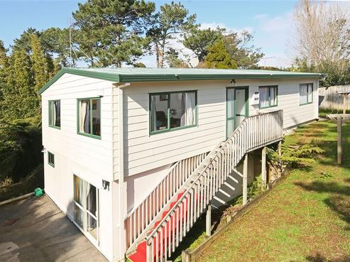 12A Alston Avenue, Kelston